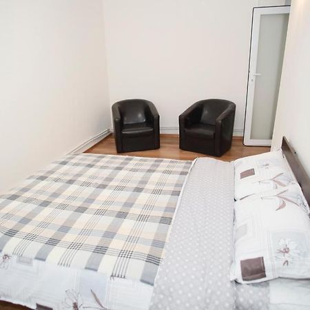 Mio Apartments Focşani Esterno foto