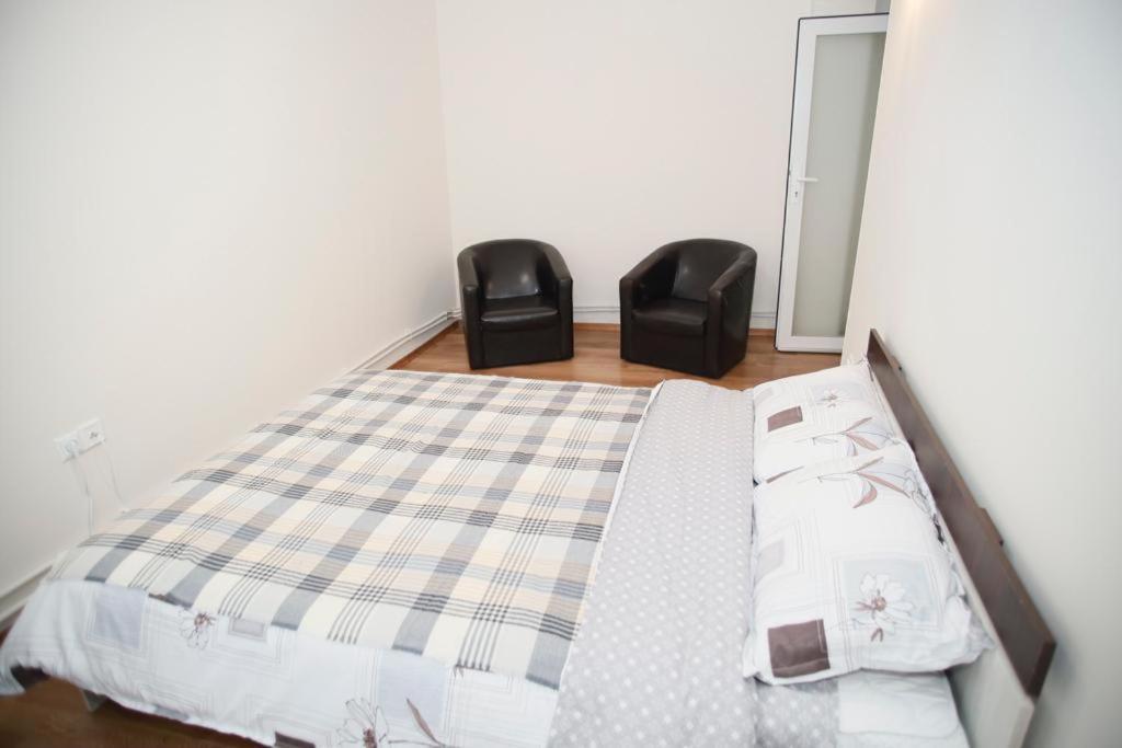 Mio Apartments Focşani Esterno foto