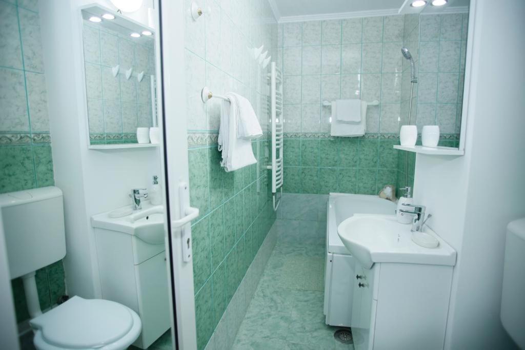 Mio Apartments Focşani Esterno foto